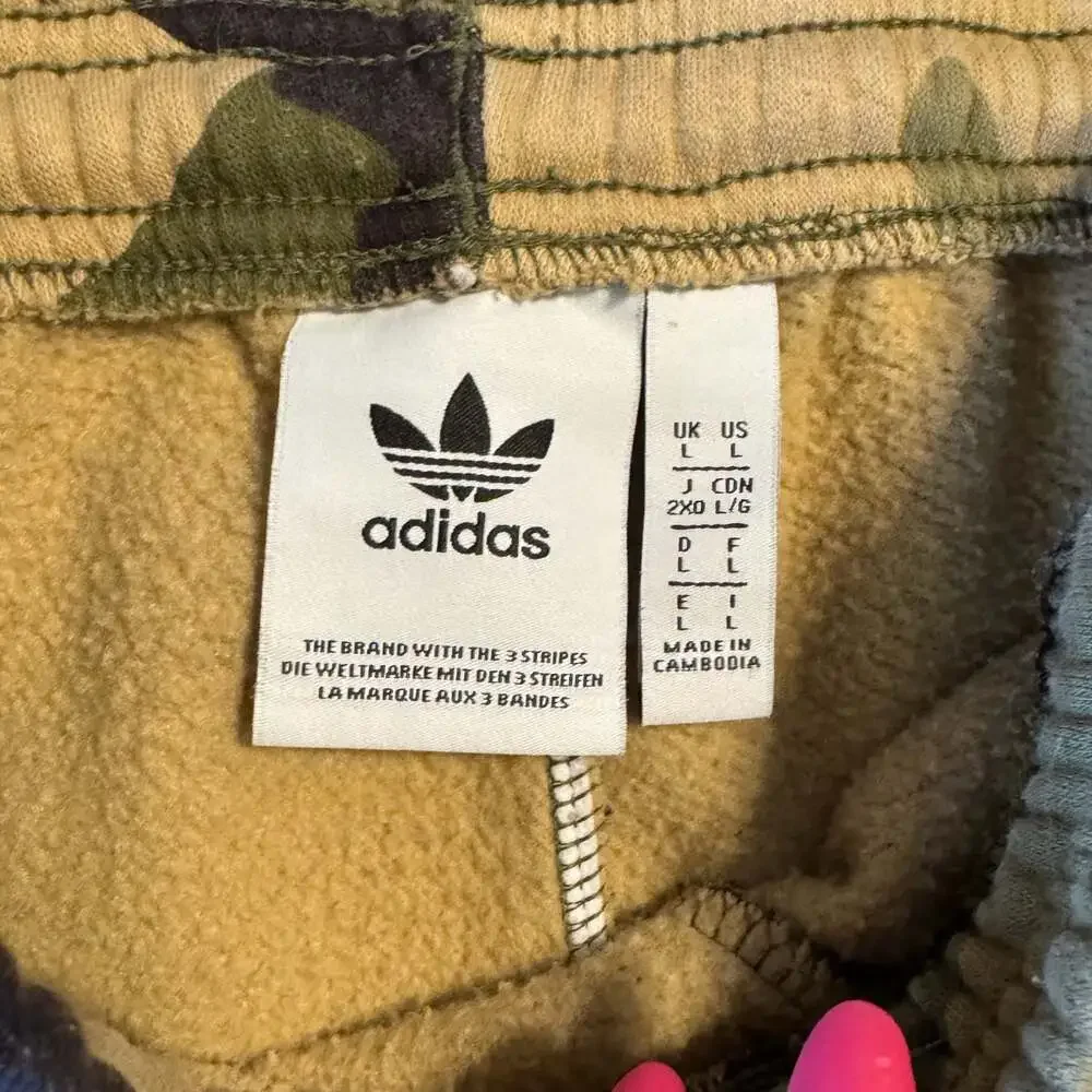 Adidas Originals Camo Distressed Jogger Sweatpants Men’s Large Trefoil 3 Stripe